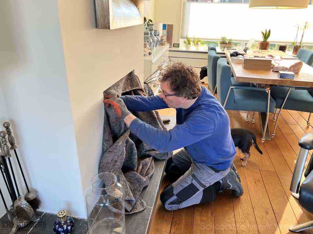 Schouwveger Veendam kleed schoorsteenreiniger Schouwveger Veendam kleed schoorsteenreiniger